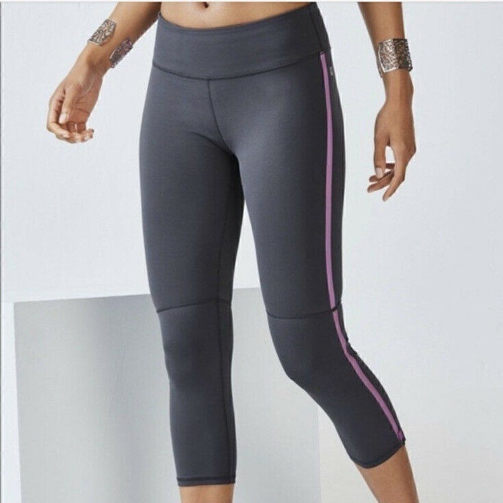 Fabletics Edie Capri Legging Side Zippers